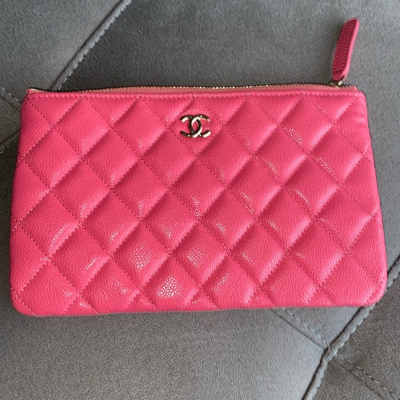 NWT, Chanel Small Pouch in Caviar leather - Picture 1 of 11